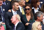 Виктория и Дэвид Бекхэм (David, Victoria Beckham) on day thirteen of the Wimbledon Lawn Tennis Championships in London,08.07.12 (6xHQ) 838de2200754042