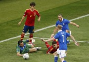 Испания - Италия - Финальный матс на чемпионате Евро 2012, 1 июля 2012 (322xHQ) B744bf201623034